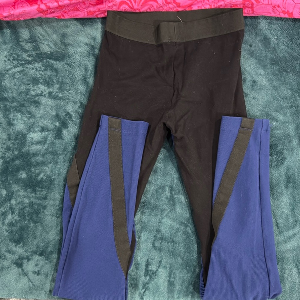 BCBG leggings